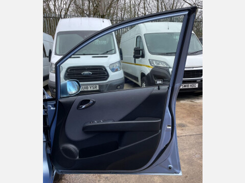 Honda Jazz 1.4 i-DSI SE CVT-7 5dr 26