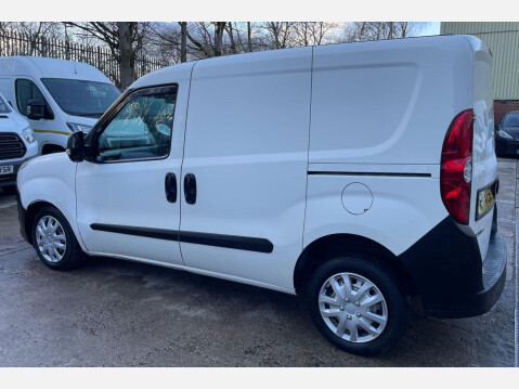 Vauxhall Combo 1.3 CDTi 2000 16v FWD L1 H1 3dr 13