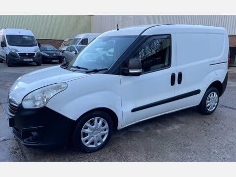Vauxhall Combo 1.3 CDTi 2000 16v FWD L1 H1 3dr 17