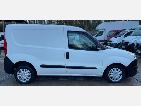Vauxhall Combo 1.3 CDTi 2000 16v FWD L1 H1 3dr 7
