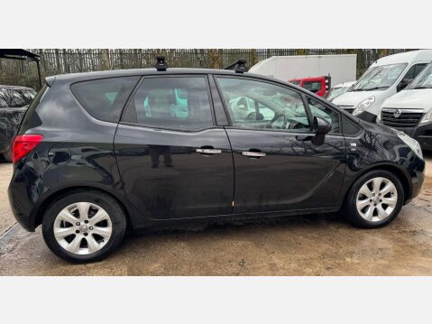 Vauxhall Meriva 1.7 CDTi SE Auto Euro 5 5dr 9