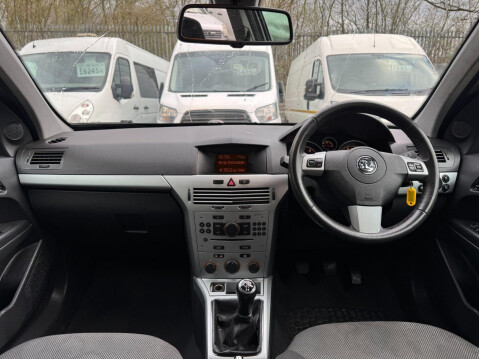 Vauxhall Astra 1.4i 16v Active 5dr 23