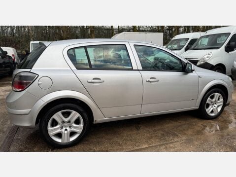 Vauxhall Astra 1.4i 16v Active 5dr 7