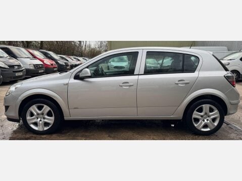 Vauxhall Astra 1.4i 16v Active 5dr 14