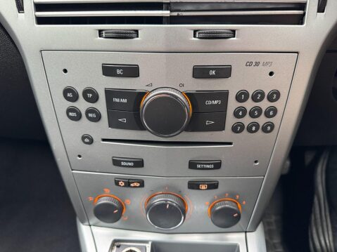 Vauxhall Astra 1.4i 16v Active 5dr 30