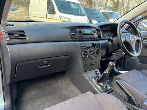 Toyota Corolla 1.4 VVT-i T3 3dr 33
