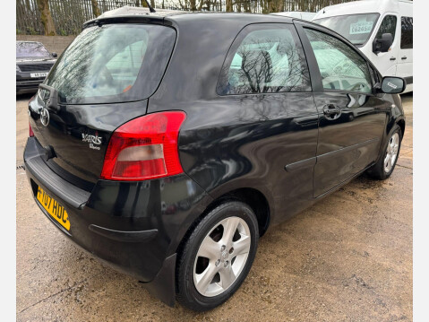 Toyota Yaris 1.3 VVT-i T Spirit 3dr 8