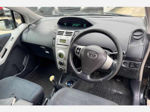 Toyota Yaris 1.3 VVT-i T Spirit 3dr 24