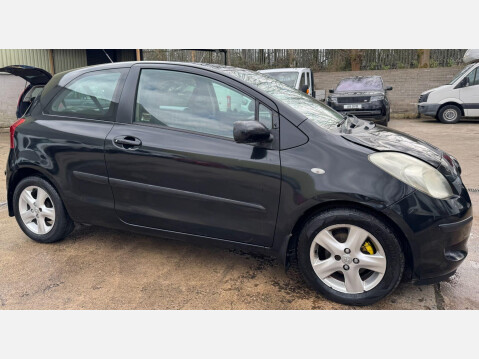 Toyota Yaris 1.3 VVT-i T Spirit 3dr 5