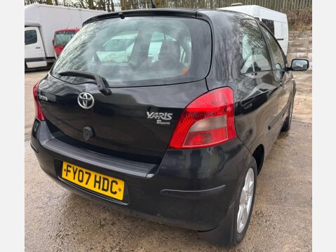 Toyota Yaris 1.3 VVT-i T Spirit 3dr 10