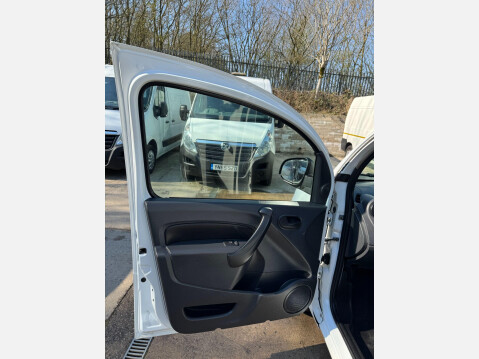 Mercedes-Benz Citan 1.5 109 CDI L3 Euro 5 6dr (5 Seat) 28