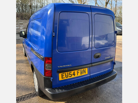 Vauxhall Combo 1.7 Di 2000 3dr 16