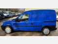 Vauxhall Combo 1.7 Di 2000 3dr 19