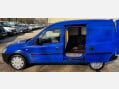 Vauxhall Combo 1.7 Di 2000 3dr 22