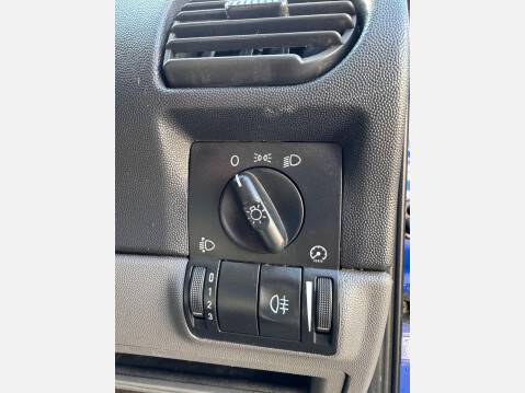 Vauxhall Combo 1.7 Di 2000 3dr 33