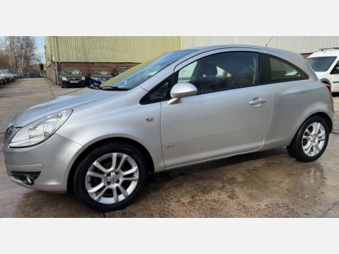 Vauxhall Corsa 1.2i 16v SXi 3dr 18