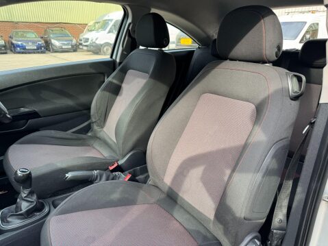 Vauxhall Corsa 1.2i 16v SXi 3dr 34