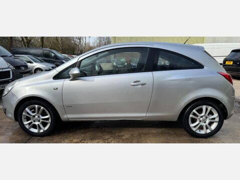 Vauxhall Corsa 1.2i 16v SXi 3dr 17