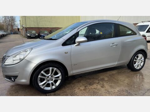 Vauxhall Corsa 1.2i 16v SXi 3dr 18