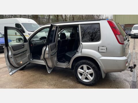 Nissan X-Trail 2.2 dCi SVE 5dr 17