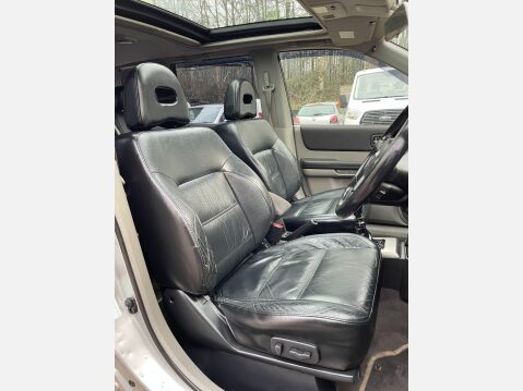 Nissan X-Trail 2.2 dCi SVE 5dr 27
