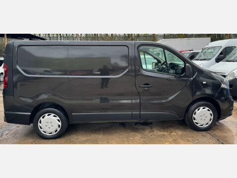 Vauxhall Vivaro 1.6 CDTi 2700 BiTurbo ecoTEC Sportive L1 H1 Euro 6 (s/s) 5dr 6