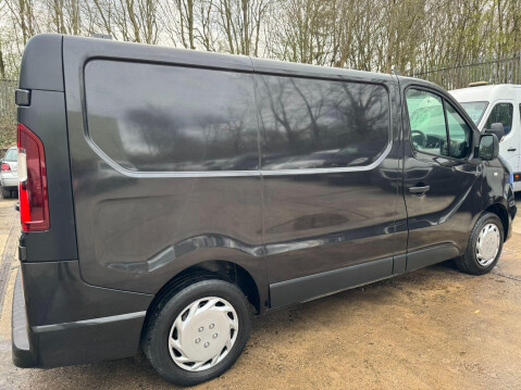 Vauxhall Vivaro 1.6 CDTi 2700 BiTurbo ecoTEC Sportive L1 H1 Euro 6 (s/s) 5dr 9