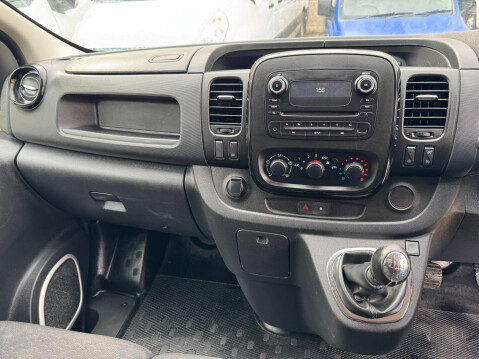Vauxhall Vivaro 1.6 CDTi 2700 BiTurbo ecoTEC Sportive L1 H1 Euro 6 (s/s) 5dr 28