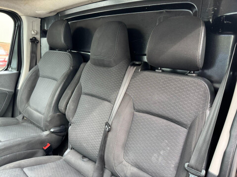 Vauxhall Vivaro 1.6 CDTi 2700 BiTurbo ecoTEC Sportive L1 H1 Euro 6 (s/s) 5dr 35