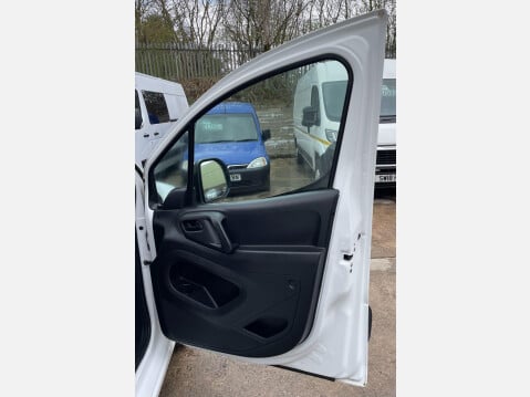 Citroen Berlingo 1.6 HDi 850 Enterprise Special Edition L1 5dr 21