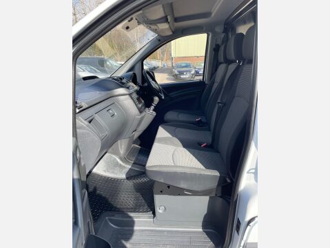 Mercedes-Benz Vito 2.1 113 CDi BlueEFFICIENCY L3 5dr 35