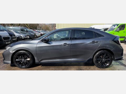 Honda Civic 1.5 VTEC Turbo Sport CVT Euro 6 (s/s) 5dr 17