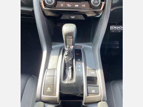 Honda Civic 1.5 VTEC Turbo Sport CVT Euro 6 (s/s) 5dr 36
