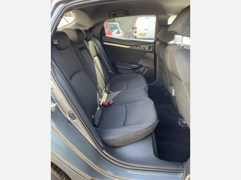Honda Civic 1.5 VTEC Turbo Sport CVT Euro 6 (s/s) 5dr 38