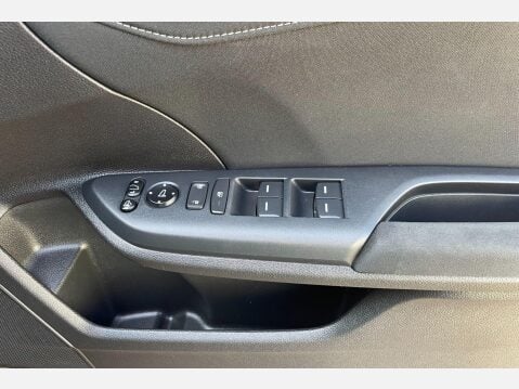 Honda Civic 1.5 VTEC Turbo Sport CVT Euro 6 (s/s) 5dr 23