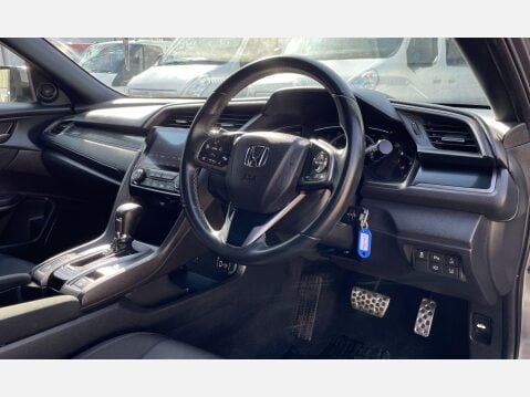 Honda Civic 1.5 VTEC Turbo Sport CVT Euro 6 (s/s) 5dr 26