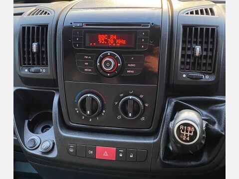 Peugeot Boxer 2.2 HDi 330 L1 H1 4dr 33