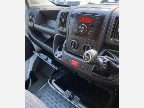Peugeot Boxer 2.2 HDi 330 L1 H1 4dr 34