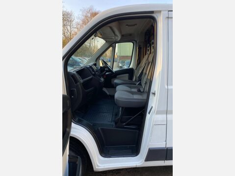 Peugeot Boxer 2.2 HDi 330 L1 H1 4dr 36