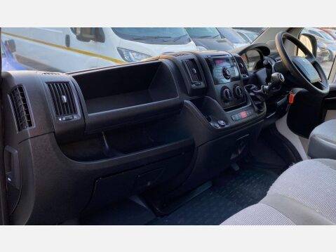 Peugeot Boxer 2.2 HDi 330 L1 H1 4dr 38