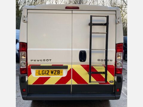 Peugeot Boxer 2.2 HDi 330 L1 H1 4dr 12