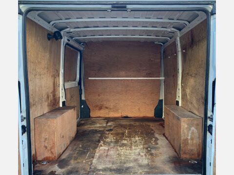 Peugeot Boxer 2.2 HDi 330 L1 H1 4dr 14