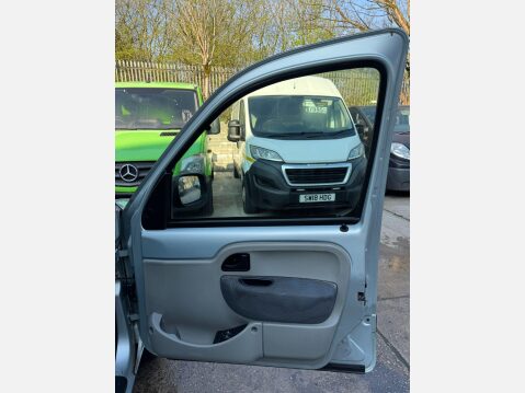 Renault Kangoo 1.5 SL17 TD dCi Venture Special Edition FWD L3 H1 4dr 26