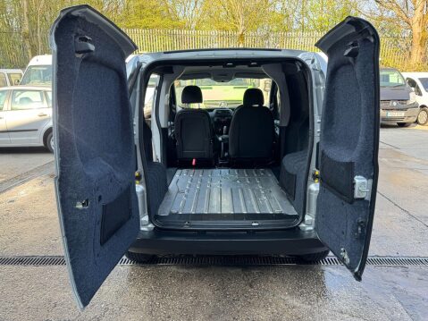 Citroen Nemo 1.3 HDi 660 16v LX EGS FWD L1 H1 (s/s) 3dr 17