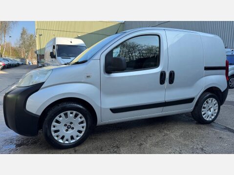 Citroen Nemo 1.3 HDi 660 16v LX EGS FWD L1 H1 (s/s) 3dr 27