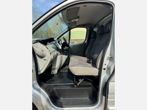Vauxhall Vivaro 2.0 CDTi Sportive FWD L1 4dr 33