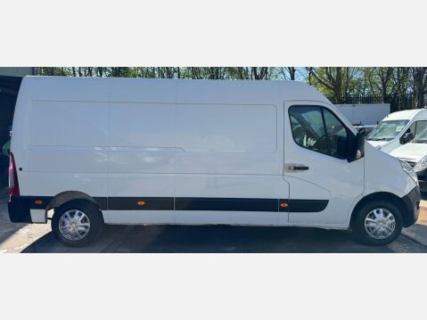 Renault Master 2.3 dCi 35 Business FWD LWB Medium Roof Euro 5 5dr 7