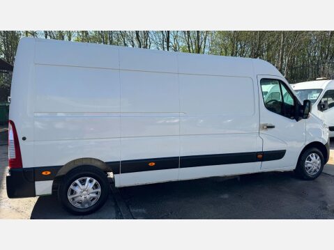 Renault Master 2.3 dCi 35 Business FWD LWB Medium Roof Euro 5 5dr 10