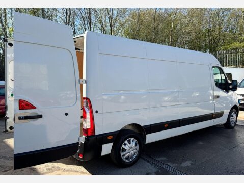 Renault Master 2.3 dCi 35 Business FWD LWB Medium Roof Euro 5 5dr 13