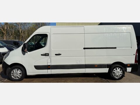Renault Master 2.3 dCi 35 Business FWD LWB Medium Roof Euro 5 5dr 22
